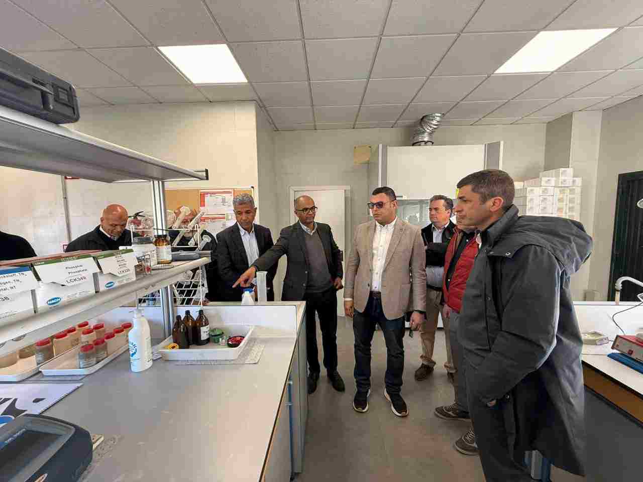 وزير الإسكان يواصل جولاته للمشروعات الرائدة لشركة 