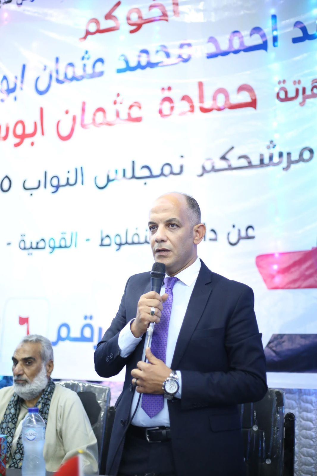 حمادة أبو سيف يفرض نفسه بقوة في سباق البرلمان