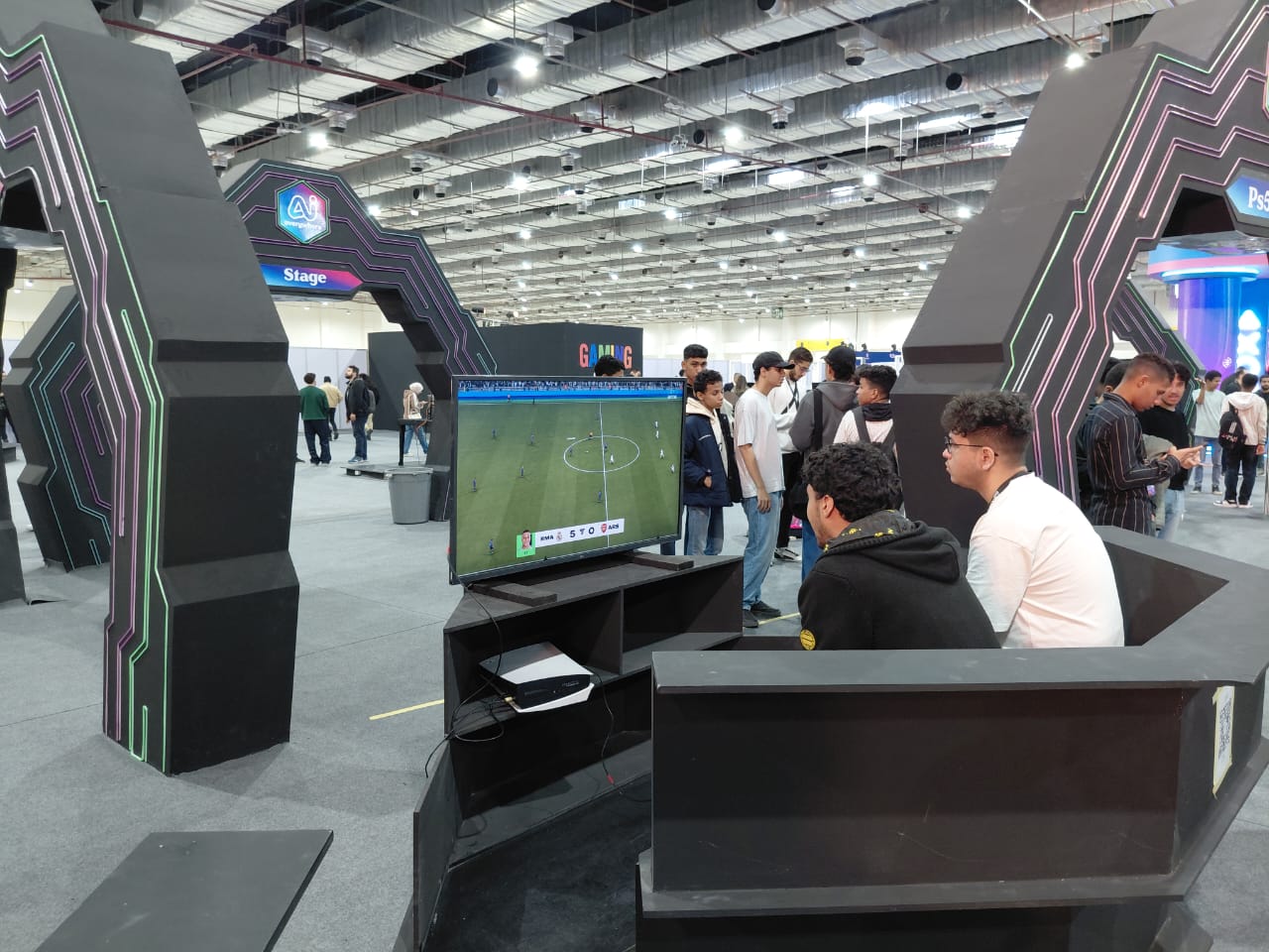 نبض المستقبل: الدورة الخامسة من معرض «Connecta» تتحول إلى ساحة تفاعلية للشباب