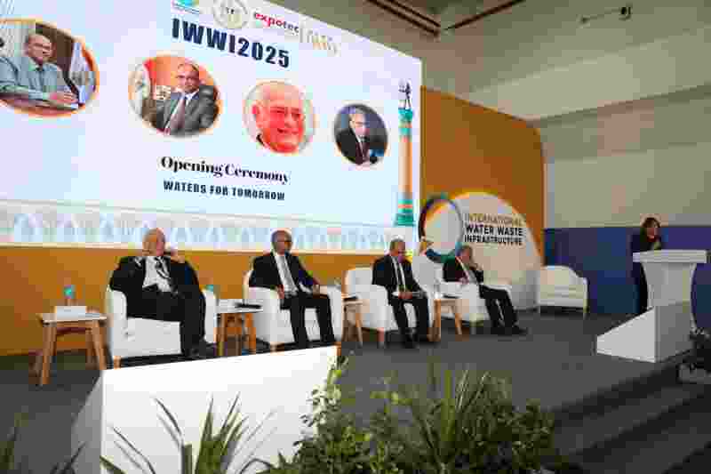 رئيس القابضة للمياه:مصر تتقدم نحو 