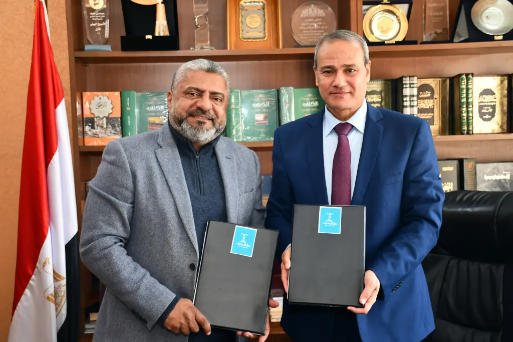 دار المعارف توزع «خا-مث.. ثمن الظلال».. رواية تاريخية جديدة لحسام الجمل