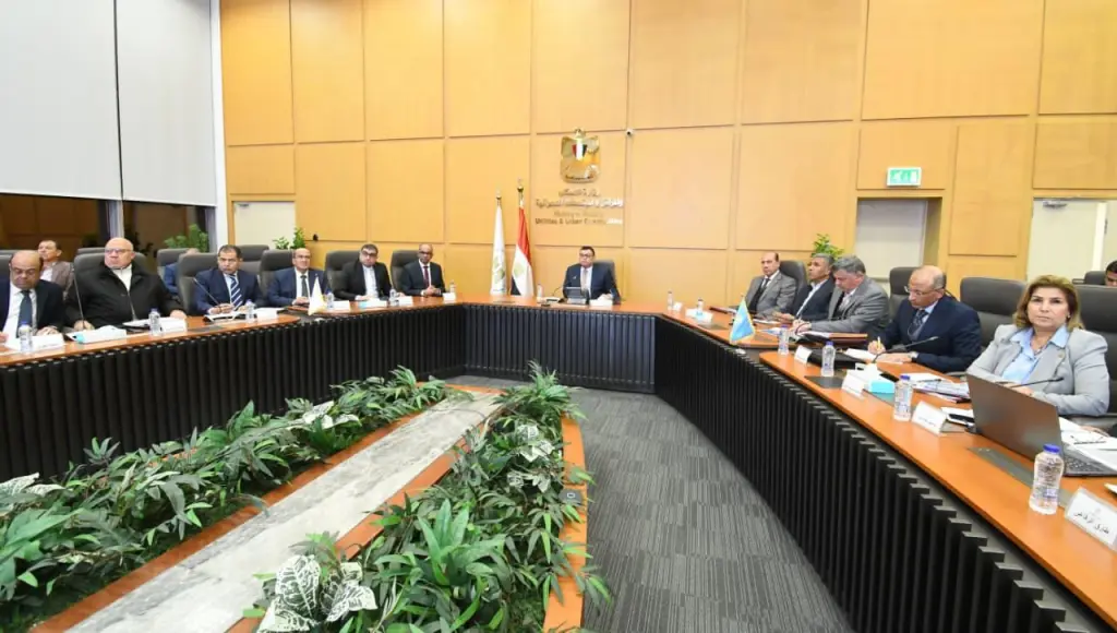 الإسكان تتابع تنفيذ مشروعات «حياة كريمة» بعدد من محافظات المرحلة الأولى