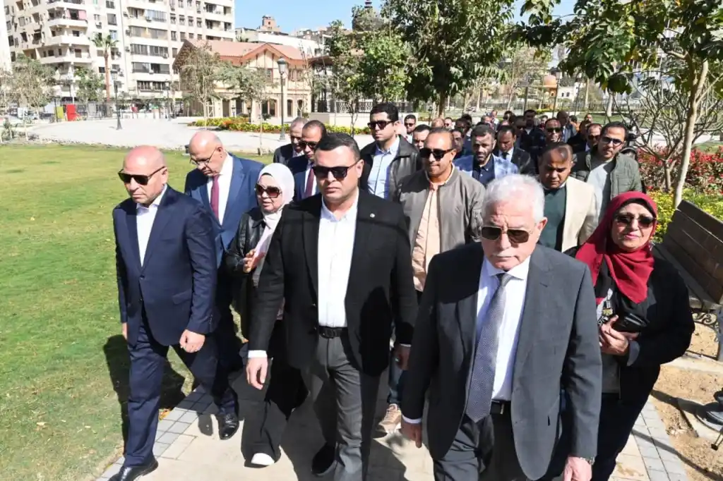 وزير الإسكان ومحافظ القاهرة ومستشار رئيس الجمهورية يتفقدون مشروعات تطوير القاهرة الخديوية 
