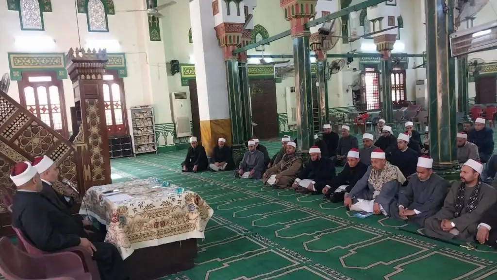 وكيل وزارة الأوقاف بأسيوط يلتقي الآئمة لمناقشة خطة العمل الدعوي خلال رمضان
