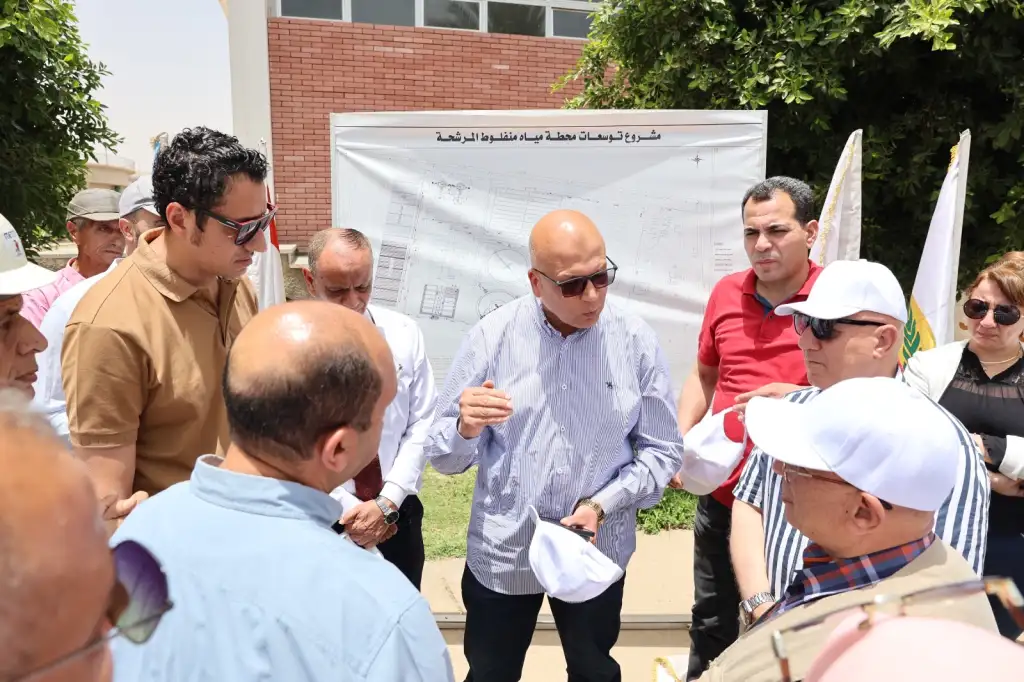 نائب وزيرة الإسكان يتابع مشروعات مياه الشرب والصرف الصحي بأسيوط ضمن «حياة كريمة»