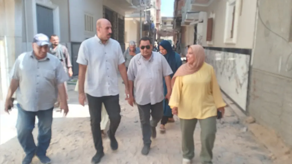 رئيس مركز القوصية تتفقد مشروعات الخطة الاستثمارية وتوجه بسرعة تلافي الملاحظات الفنية