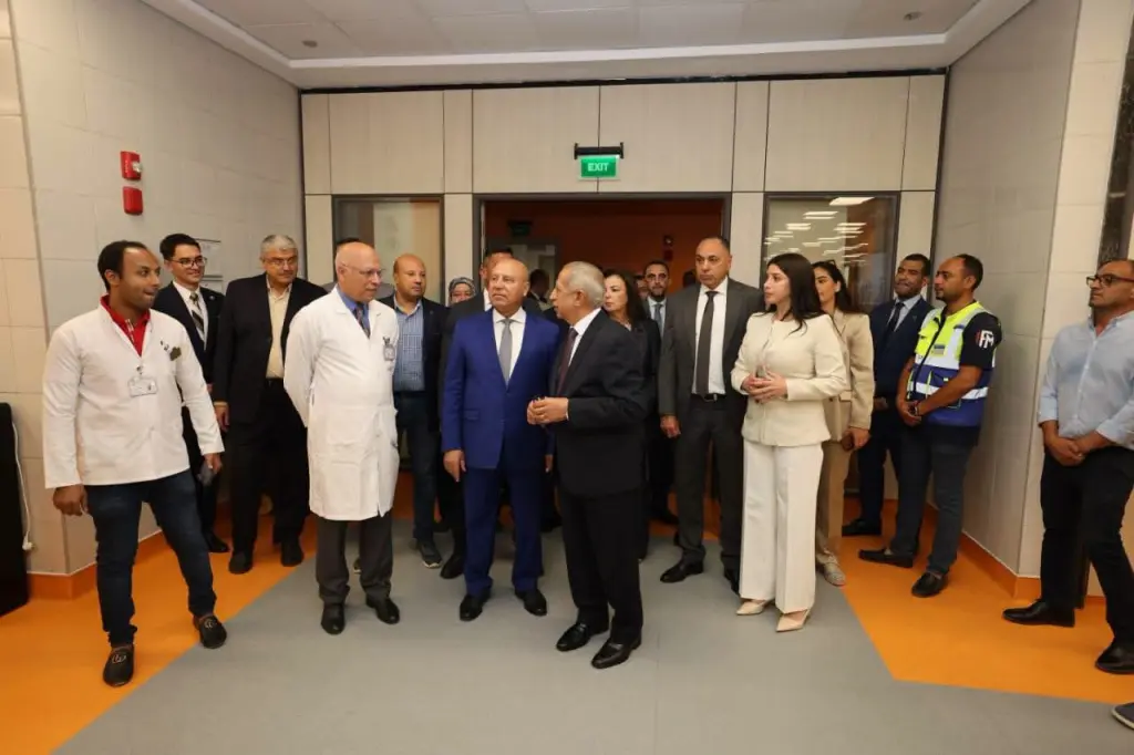 وزير النقل يتفقد فرع الأكاديمية العربية بالعلمين الجديدة 