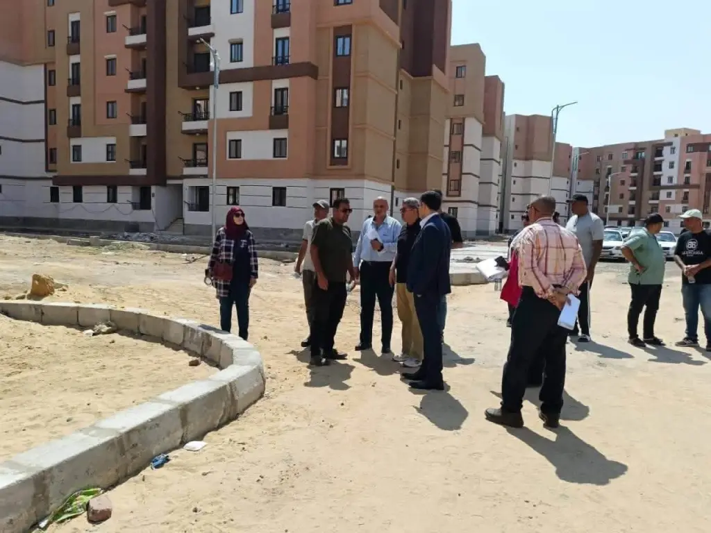 وزيرة الإسكان تتابع تنفيذ المشروعات السكنية والخدمية في بورسعيد و15 مايو والعبور