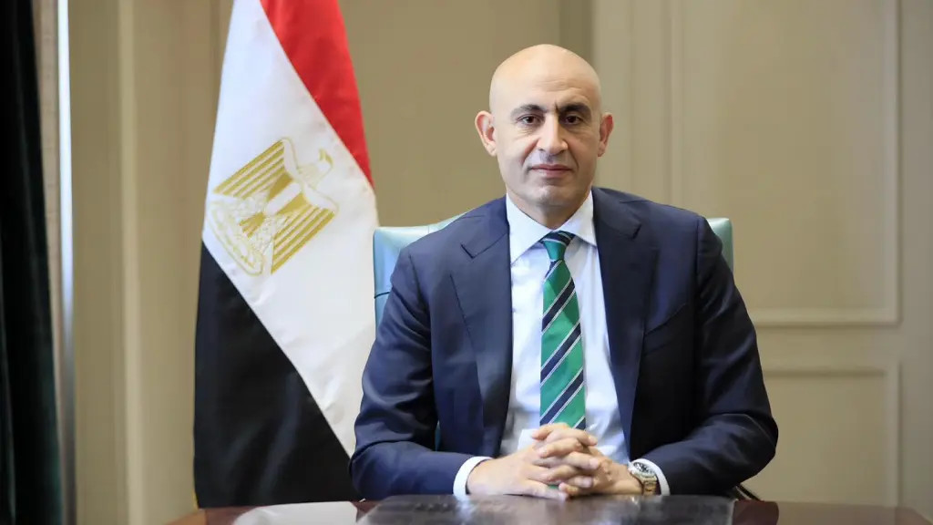 وزير التعليم يصدر توجيهات مشددة بتطبيق عقوبة الفصل لمدة عام دراسي كامل للطالب الذي يقوم بهذا الفعل