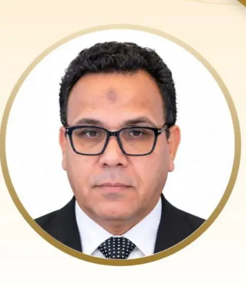 من طبيب إلى أستاذ وقيادي أكاديمي.. من هو الدكتور عادل جبر عميد معهد جنوب مصر للأورام الجديد؟